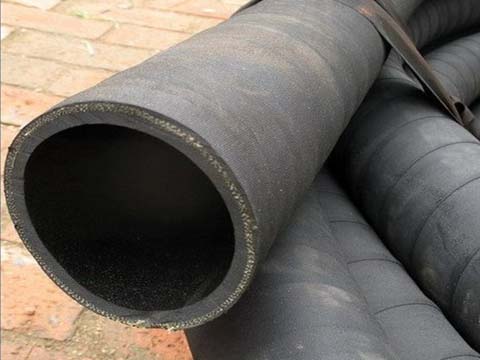  過硬的產品質量，超標準橡膠軟管